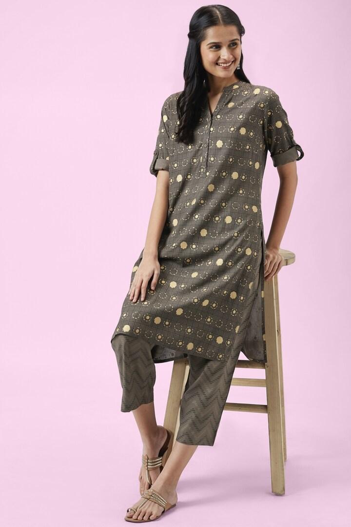 olive kurta & pants set