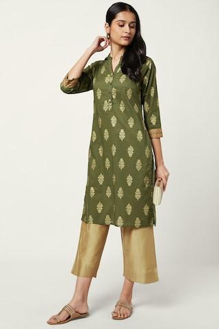 olive print ethnic mandarin 3/4th sleeves knee length women regular fit kurta
