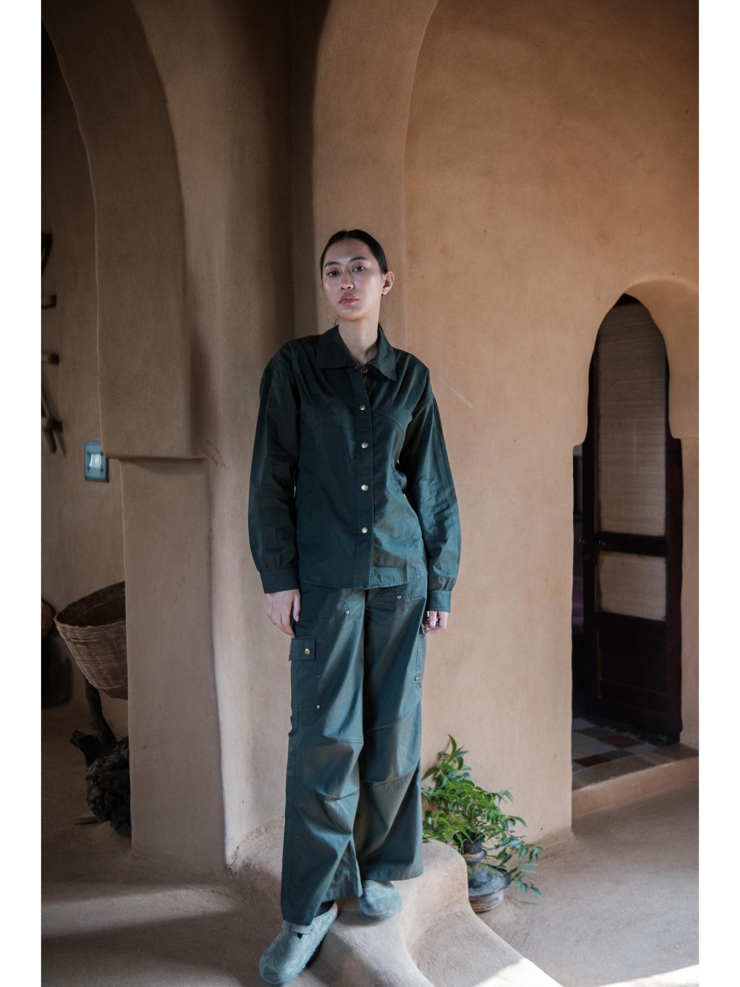 olive saigon parachute pant