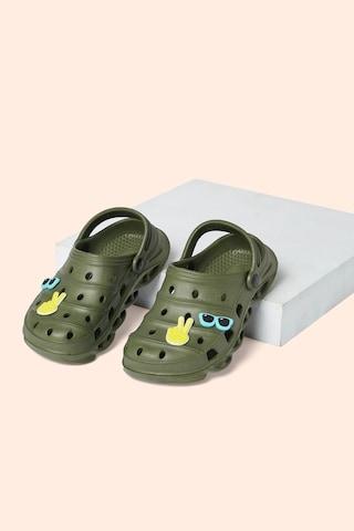 olive solid casual boys clog shoes