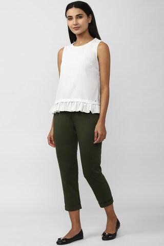 olive solid crop length casual women regular fit trousers