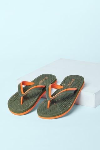 olive textured casual boys flip flops