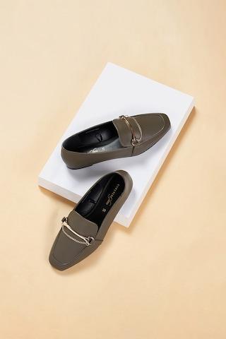 olive trim casual women loafers