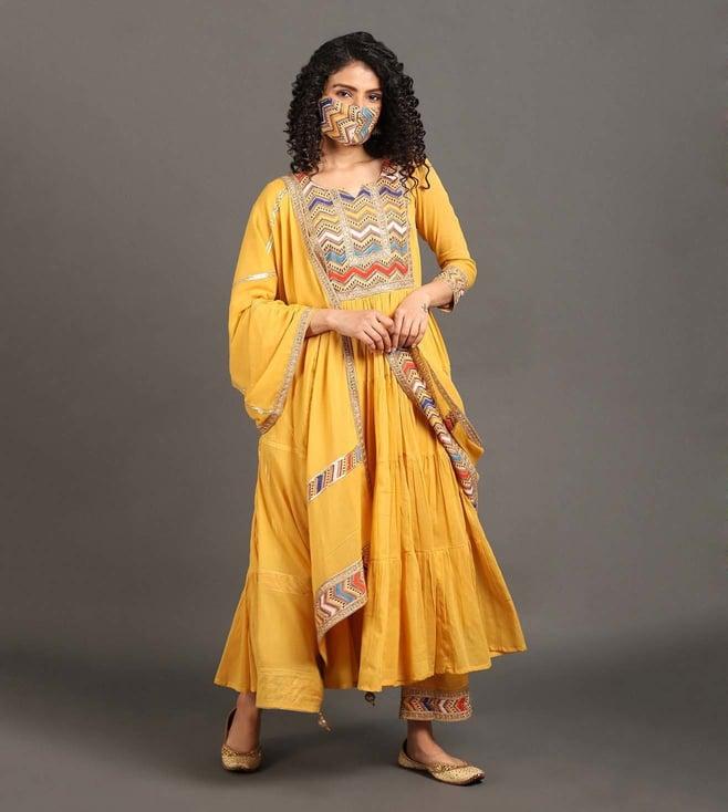 omaana jaipure yellow peeli rangeeli fizaa kurta with palazzo & dupatta