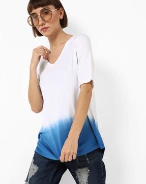 ombre dyed v-neck t-shirt