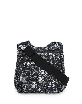 one compartment shoulder bag with adjustable strap