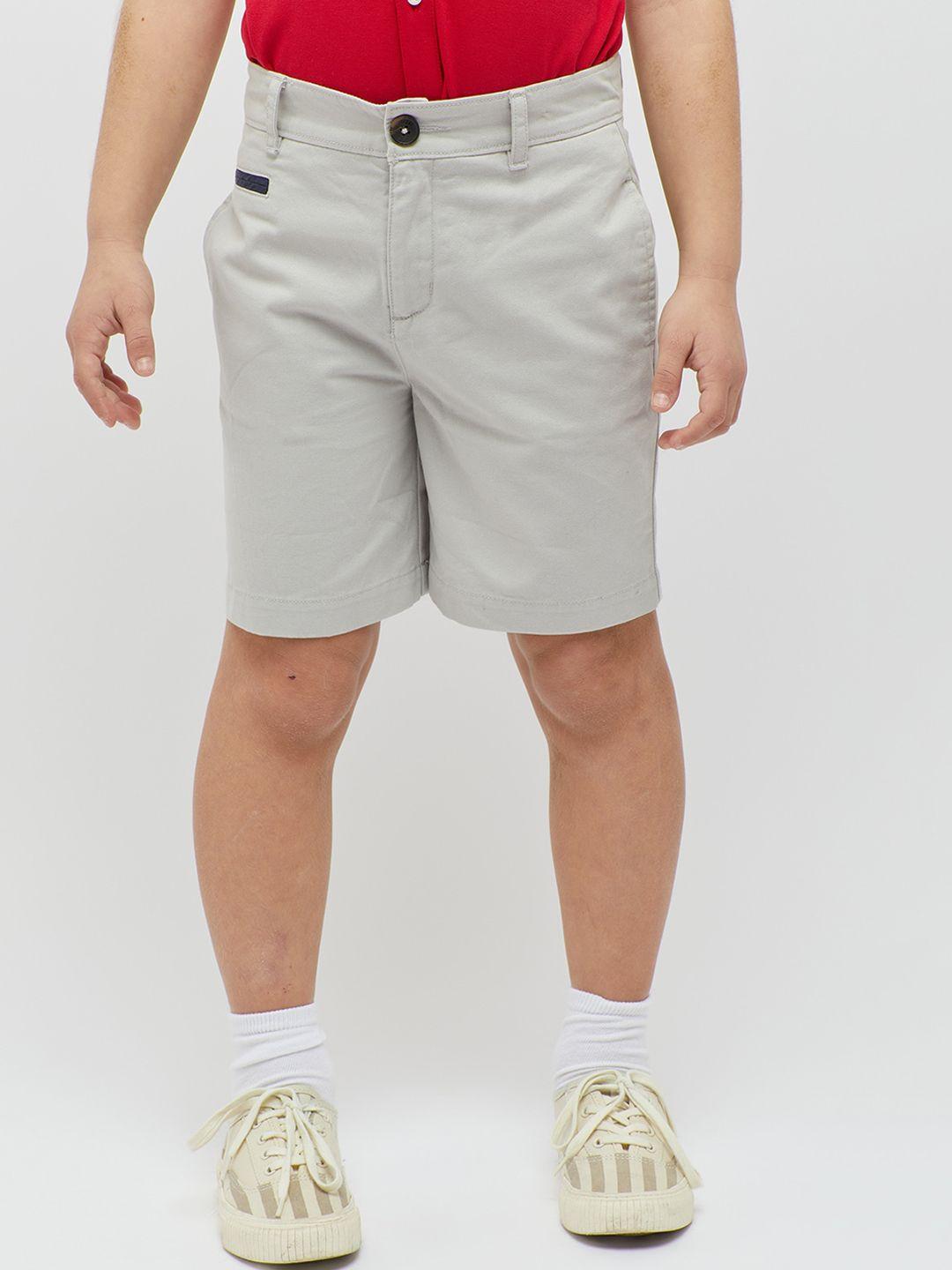 one friday boys mid-rise knee length shorts