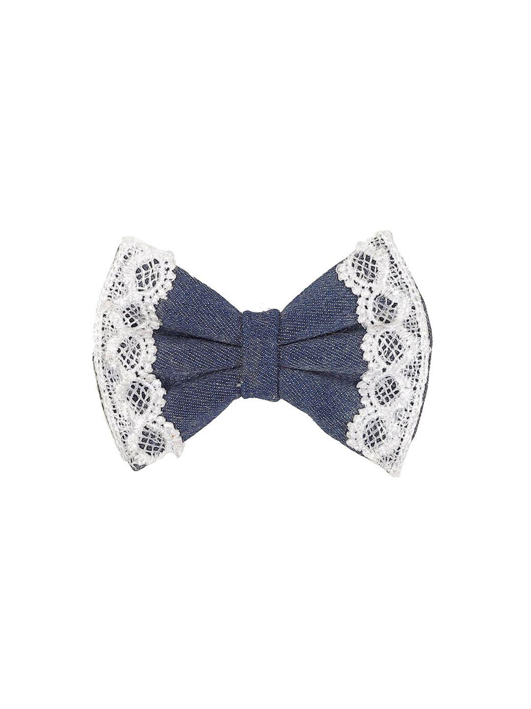one on one women blue & white lace alligator hair clip