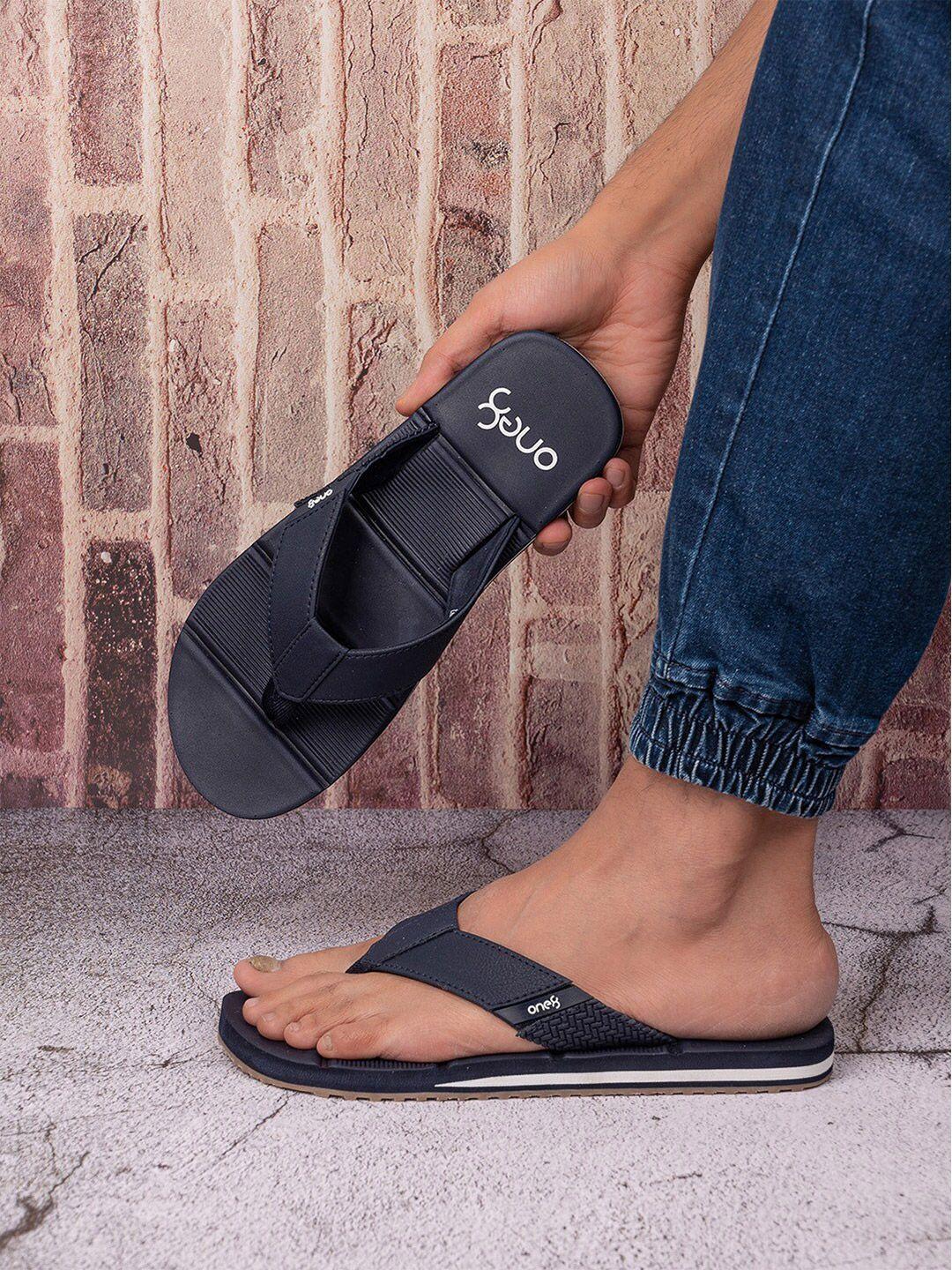 one8 men textured anti-skid bounce back mid-sole water-resistant thong flip-flops