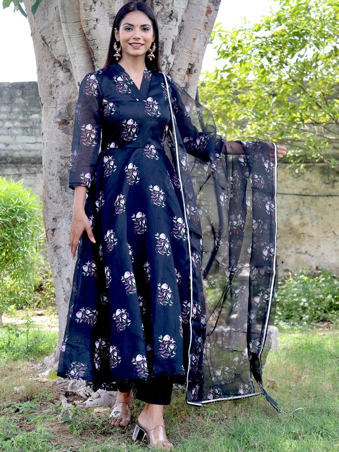onewe women floral printed pleated chanderi cotton kurta with trousers & dupatta