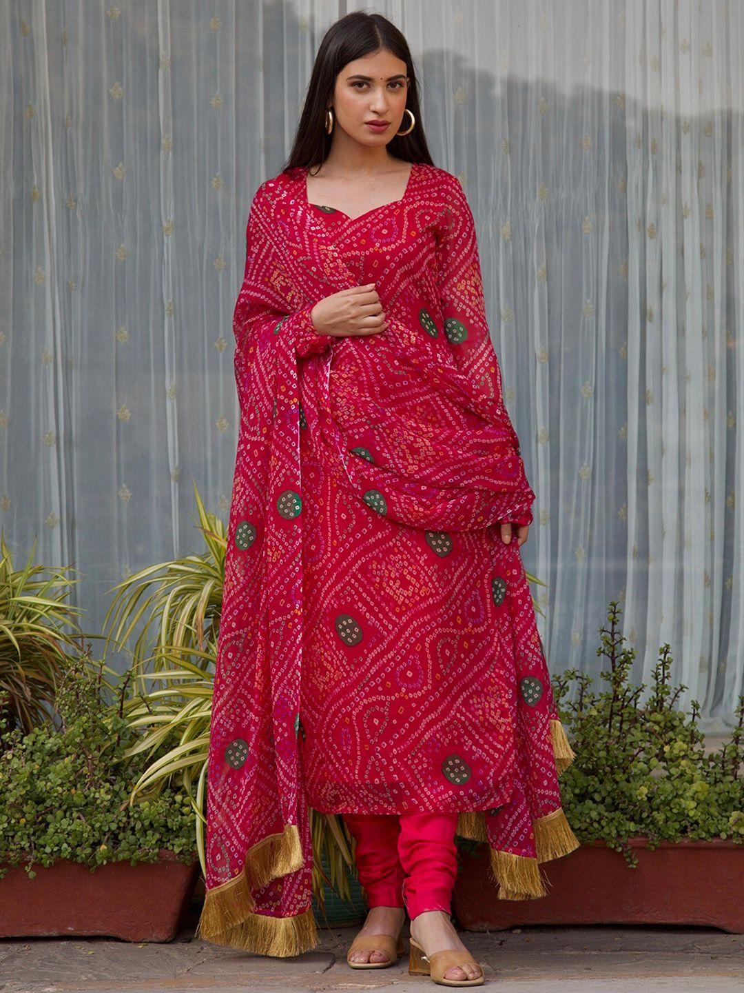 onewe women pink bandhani printed kurta with churidar & with dupatta