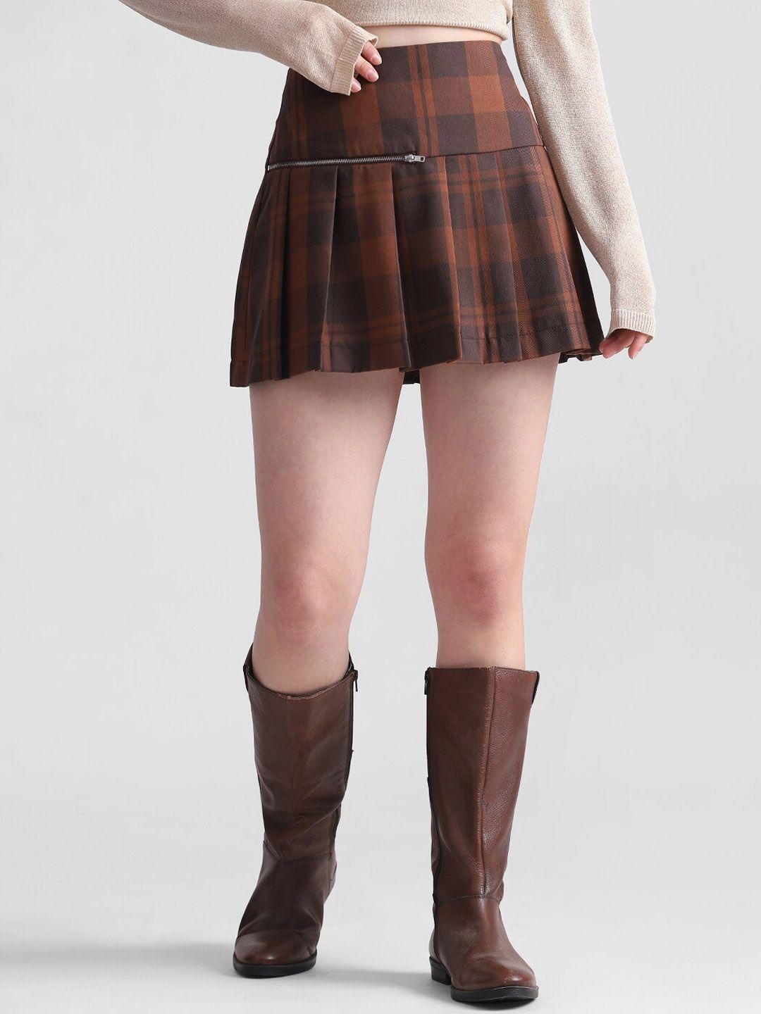 only checked pleated a-line skirt with zip detailing