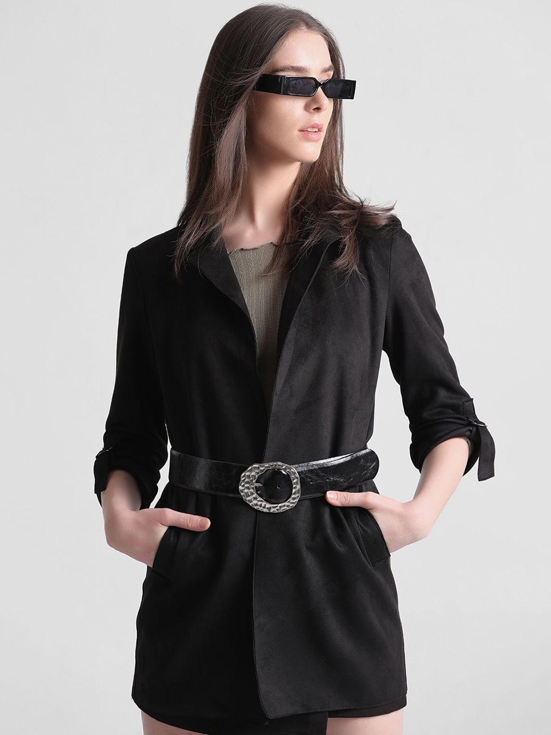 only notched lapel hip- length front-open overcoat