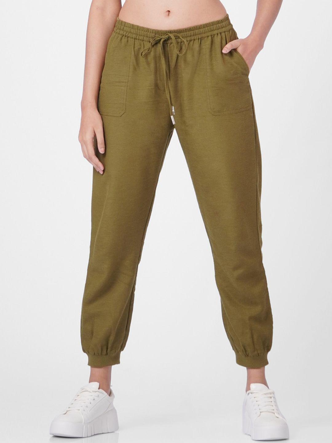 only women olive-green solid cotton joggers