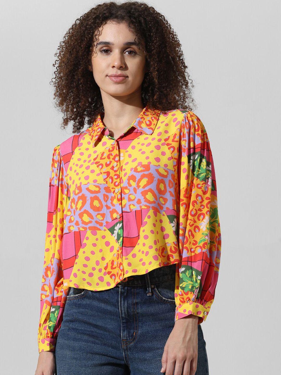 only abstract printed spread collar casual shirt