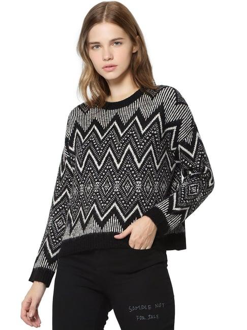 only black & white printed pullover