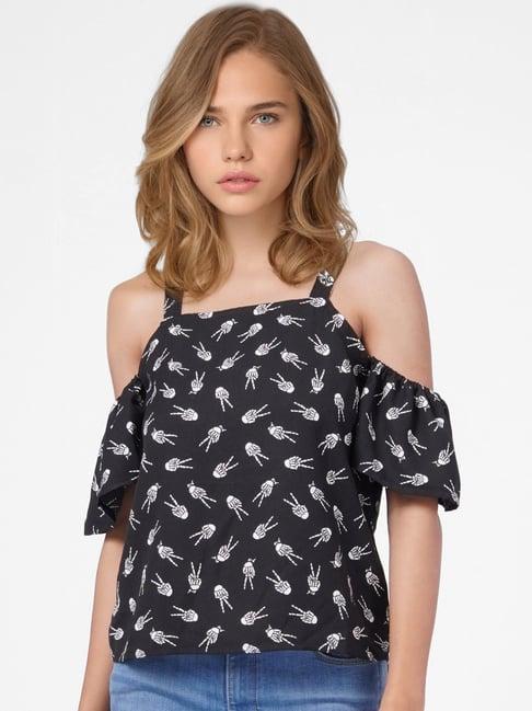 only black & white printed top