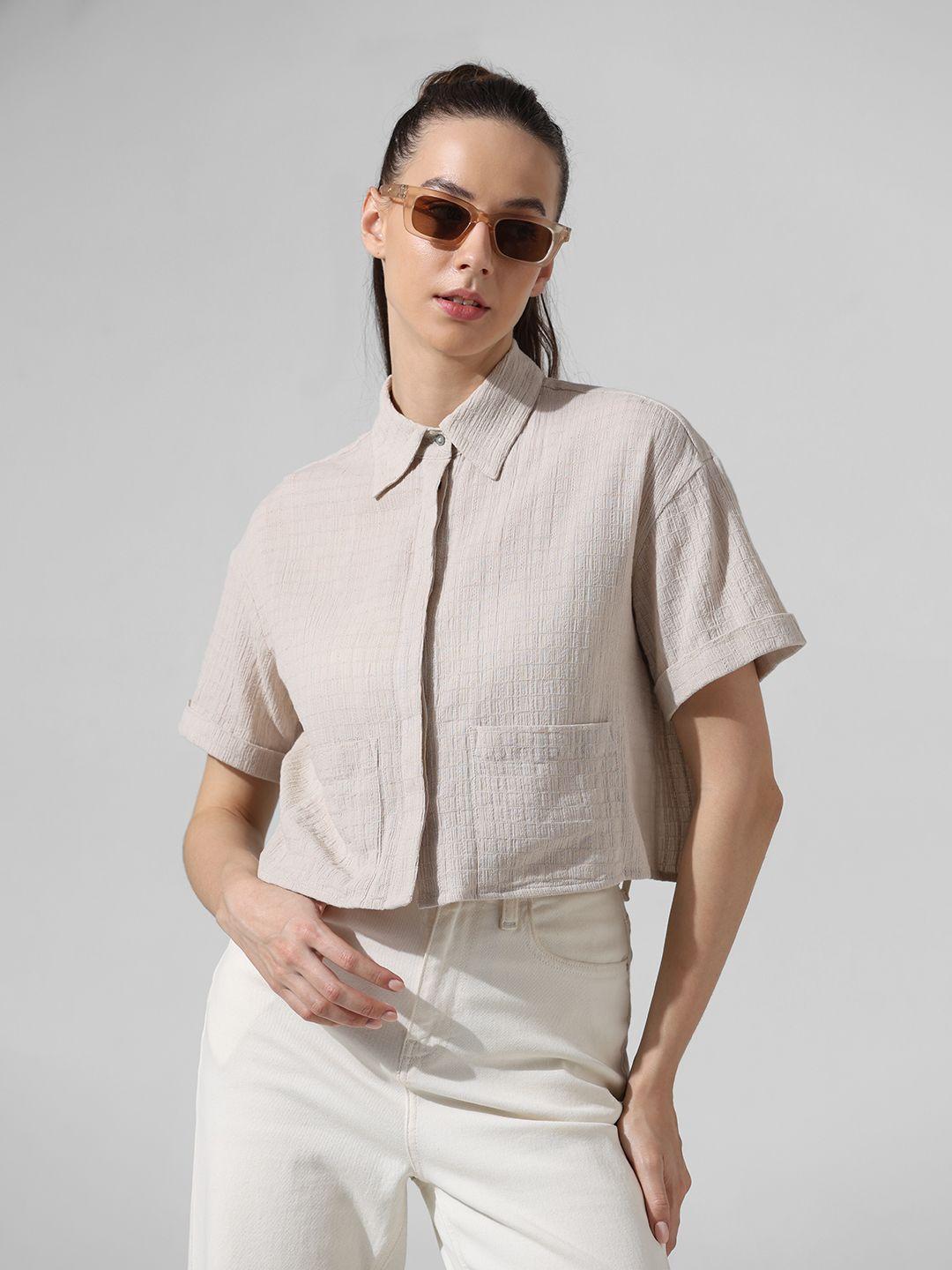 only boxy spread collar casual shirt