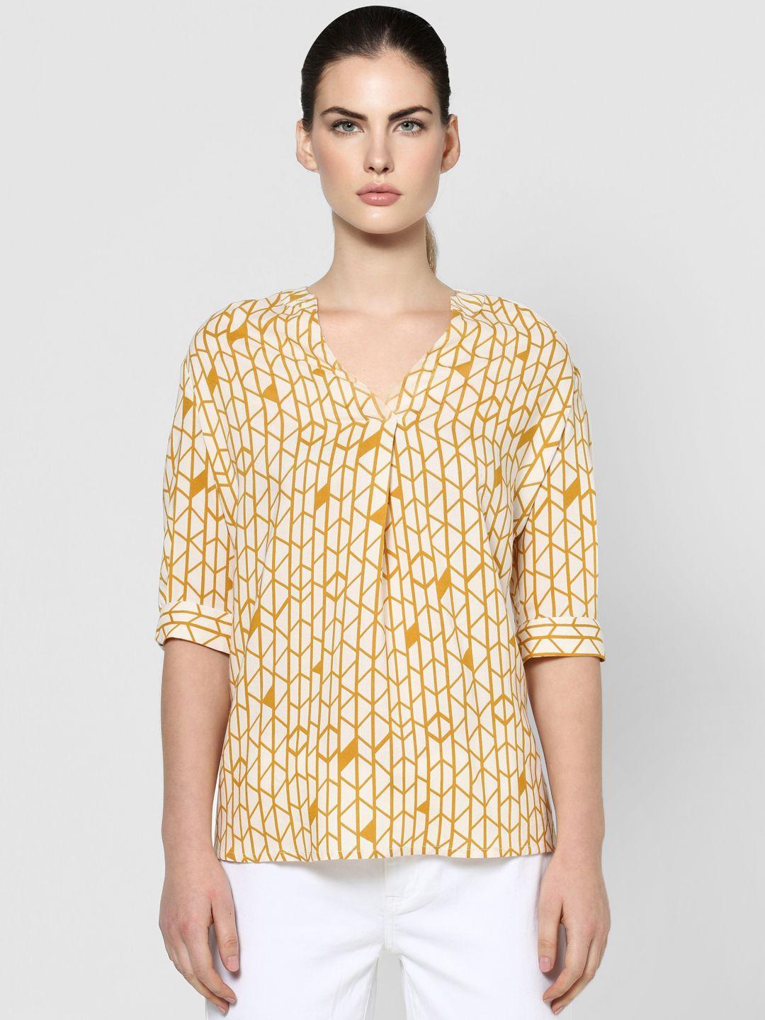 only off white & mustard yellow geometric printed regular top