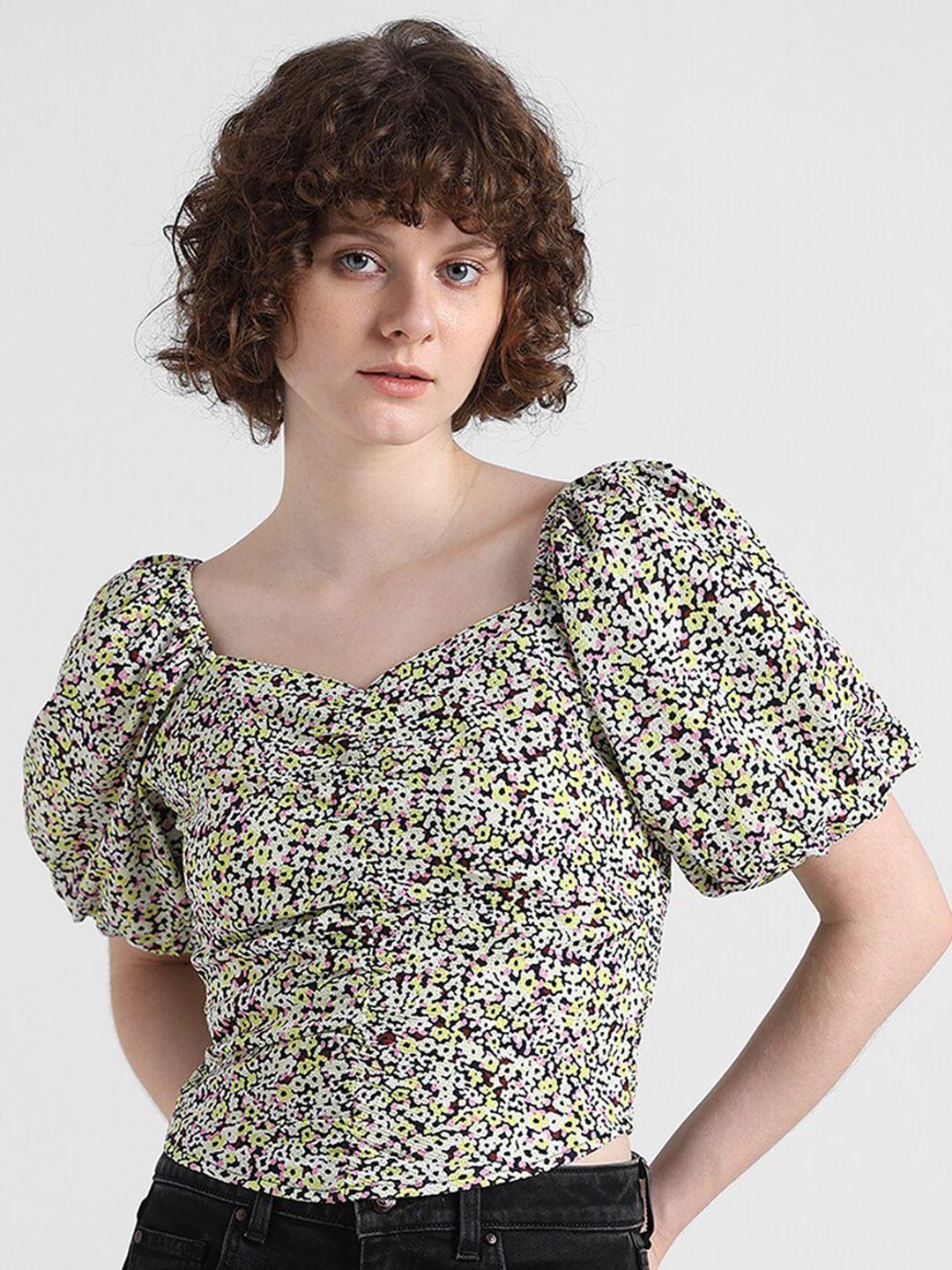 only onlvector ss top wv floral printed v-neck puff sleeve crop top
