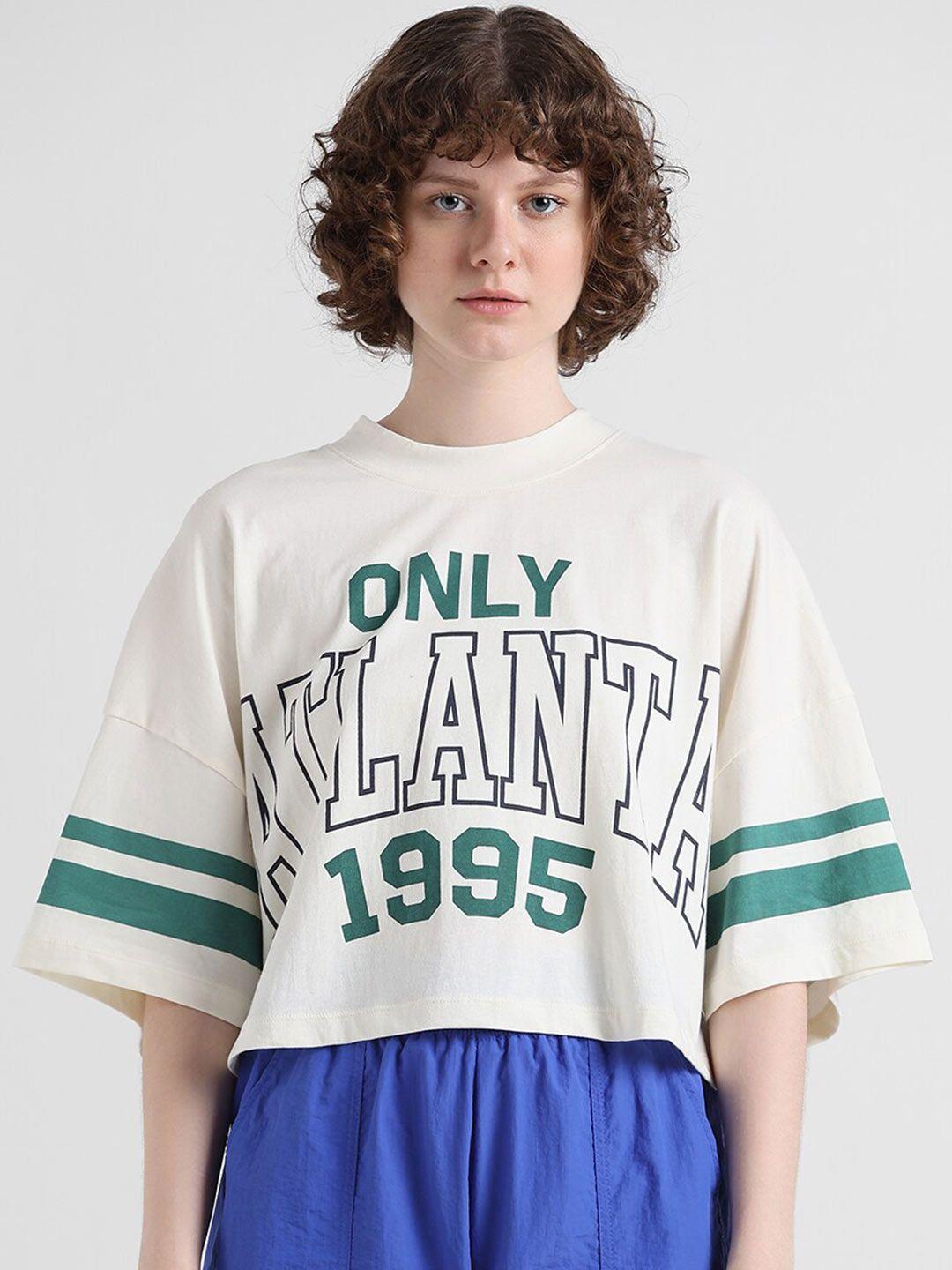 only typography printed round neck oversized crop pure cotton t-shirt