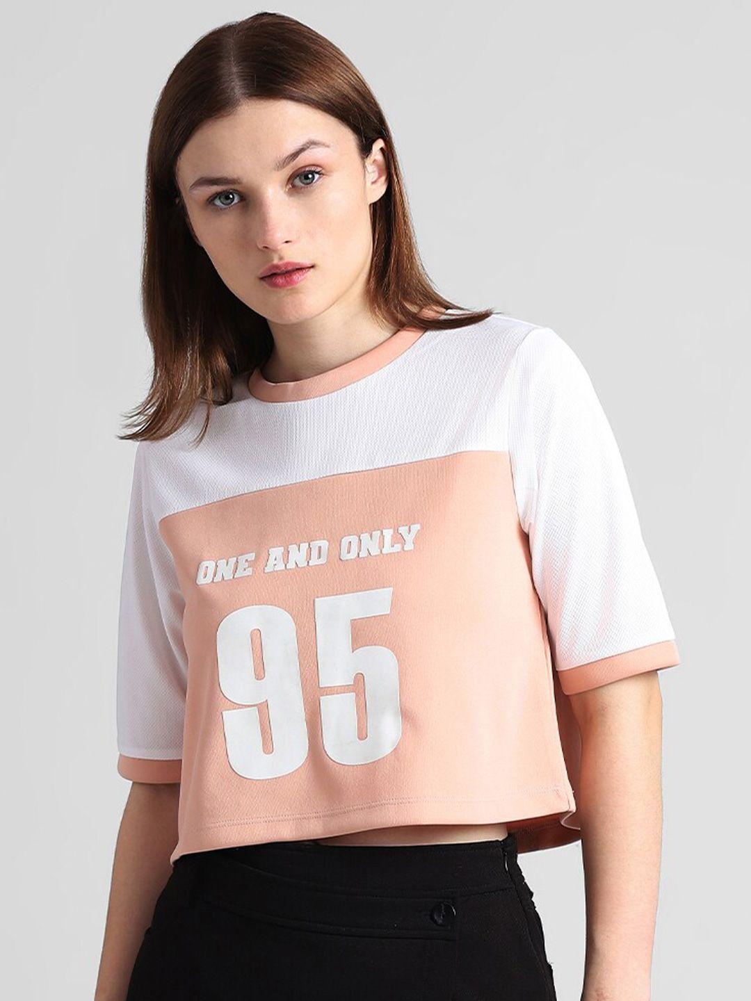 only typography printed t-shirt
