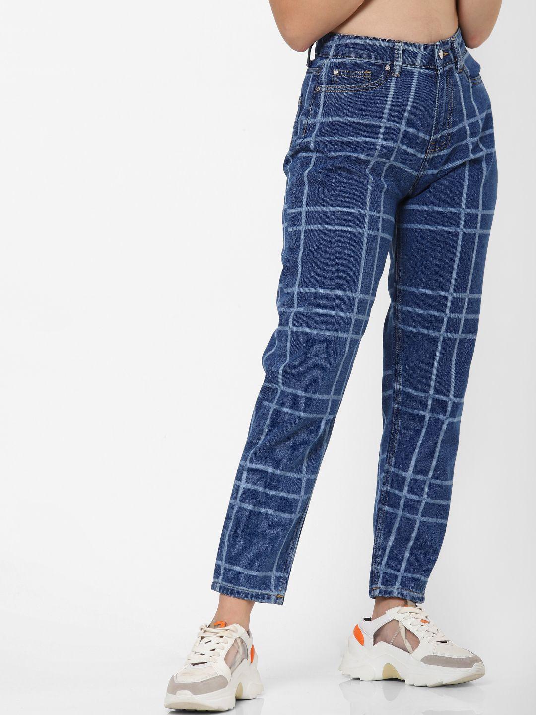 only women blue kelly mom fit mid-rise clean look jeans with printed detailing