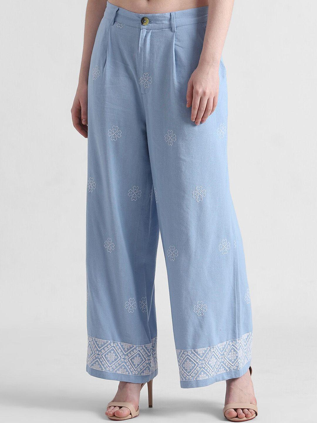 only women embroidered pleated parallel trousers