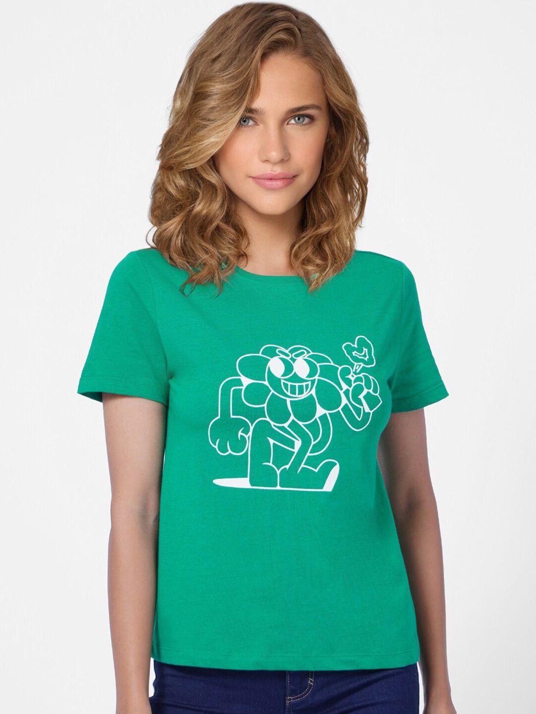 only women green & white printed t-shirt