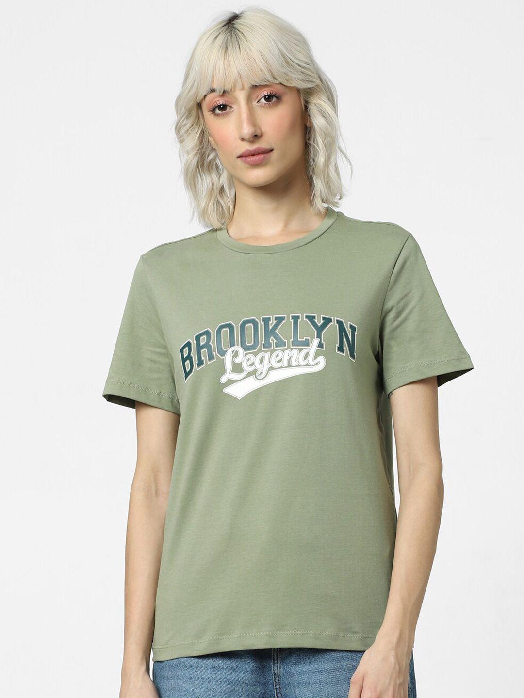 only women green v-neck drop-shoulder sleeves applique t-shirt