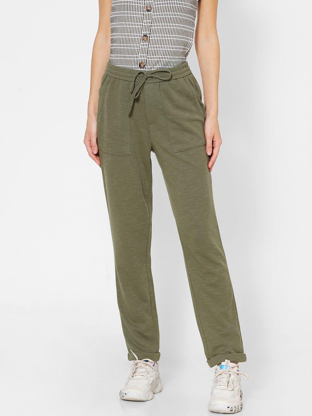 only women olive green regular fit solid regular trousers