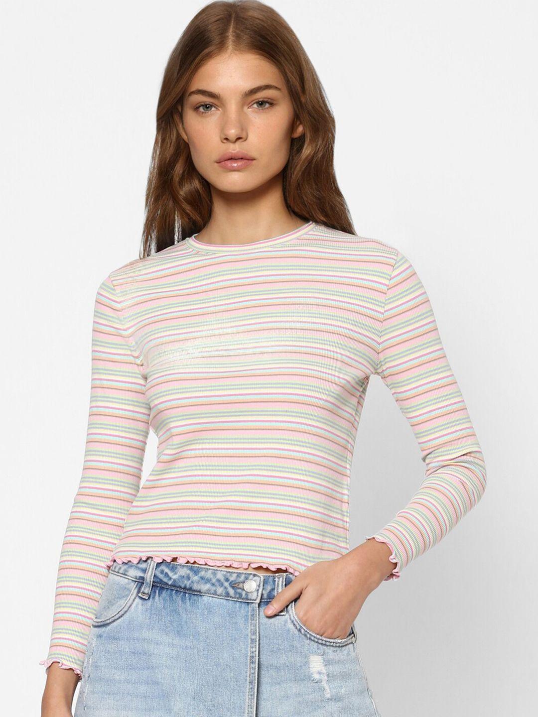 only women pink striped t-shirt