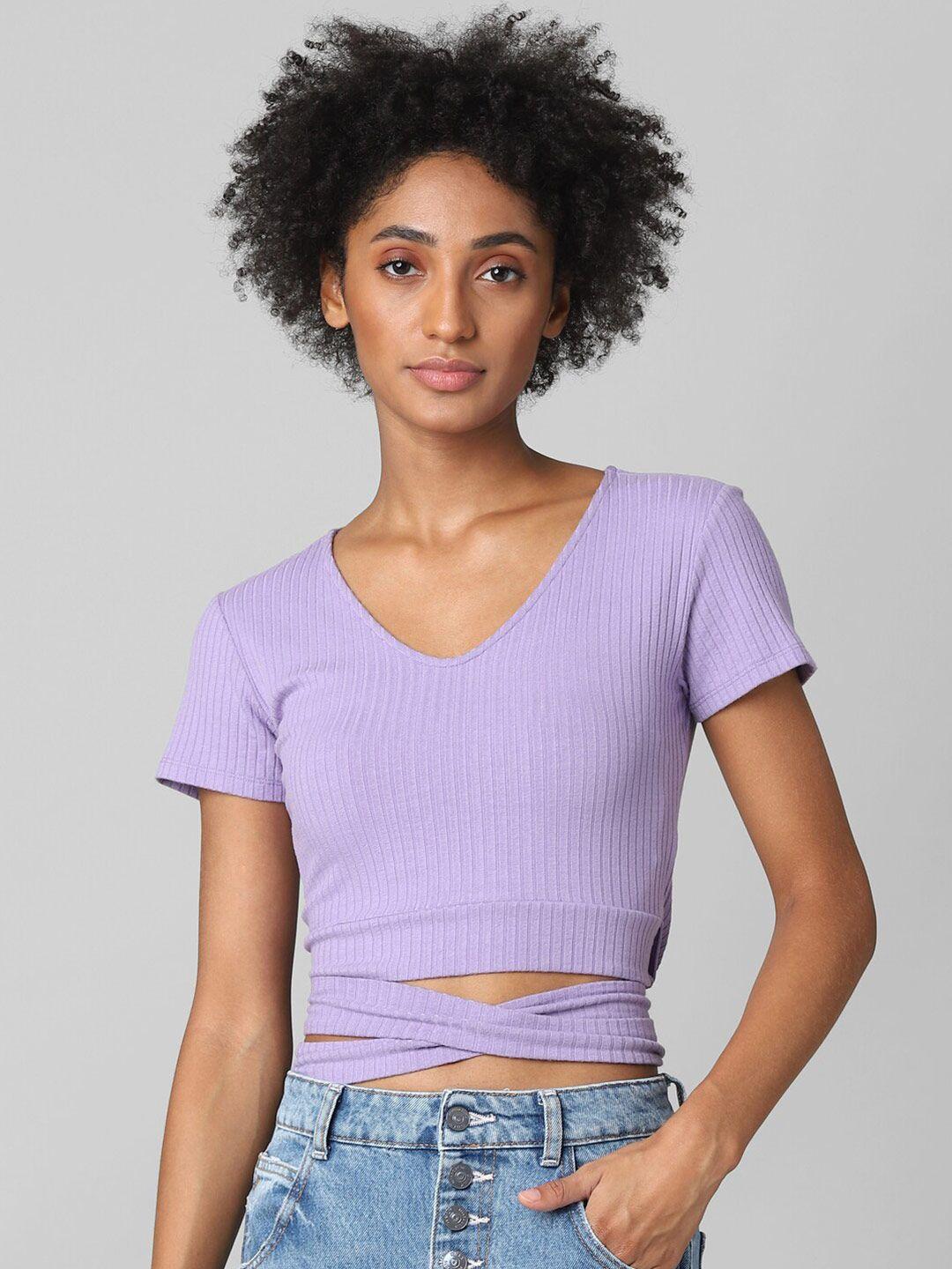 only women purple v-neck raw edge slim fit t-shirt