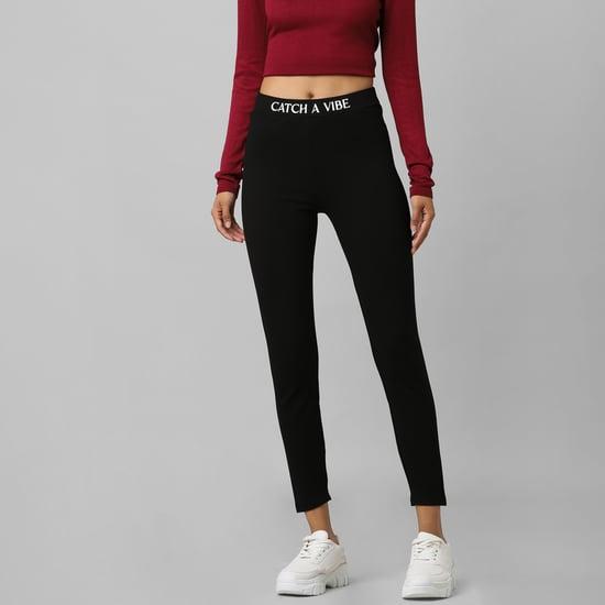only women solid skinny fit joggers