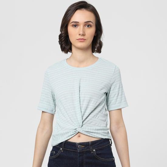 only women striped regular fit crop t-shirt