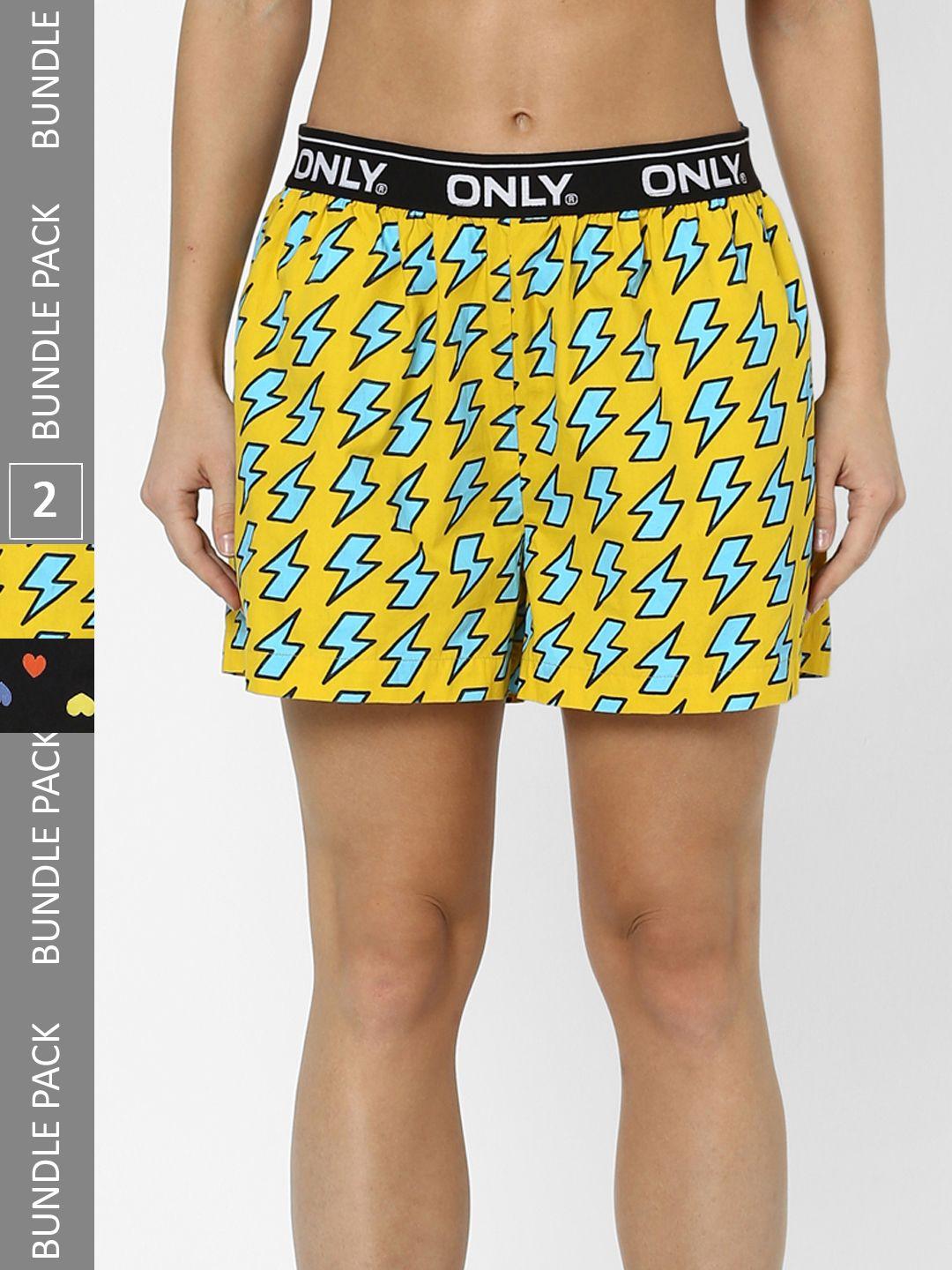 only women yellow & black set of 2 printed shorts
