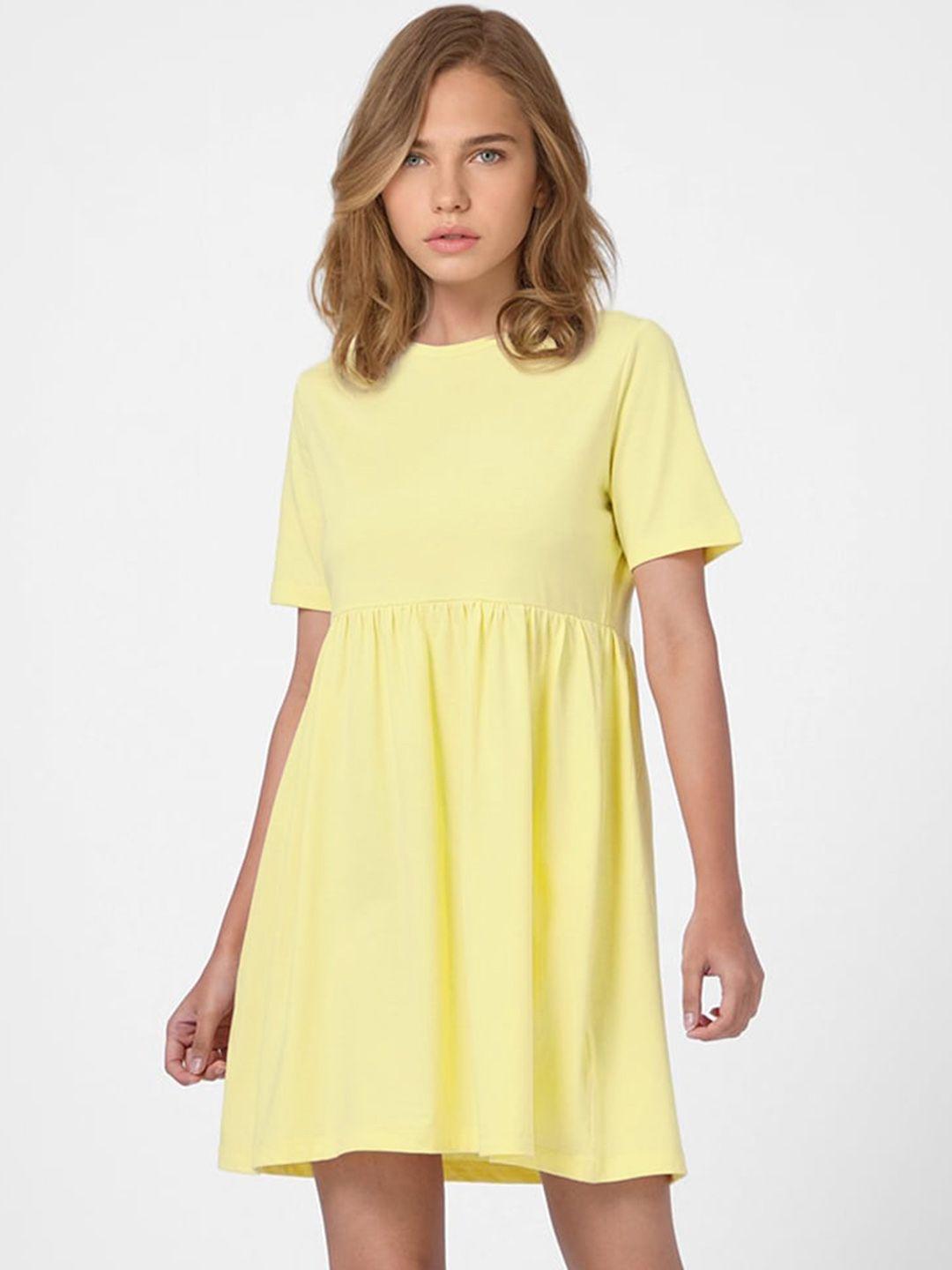 only women yellow dress