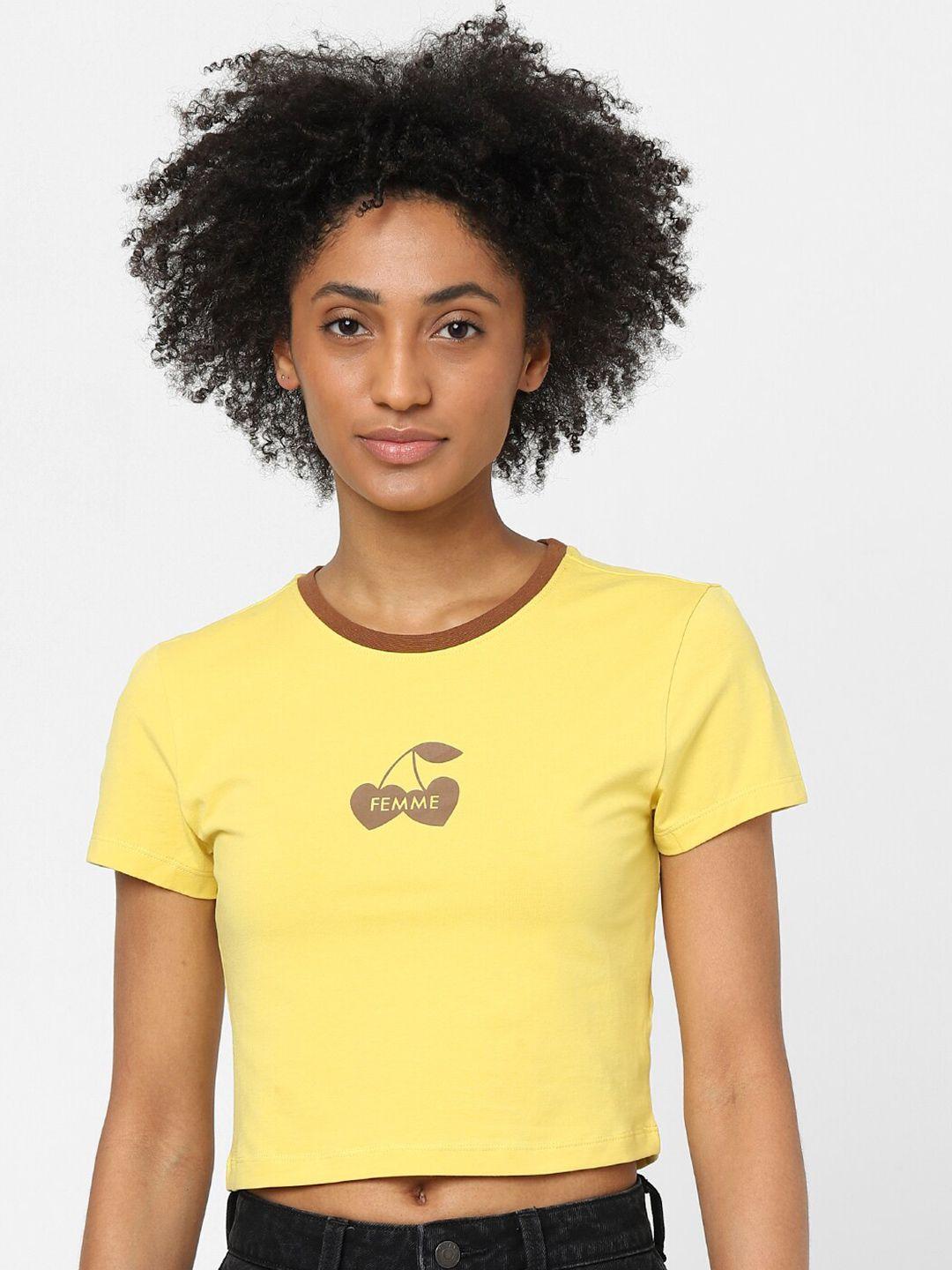 only women yellow printed slim fit cotton t-shirt