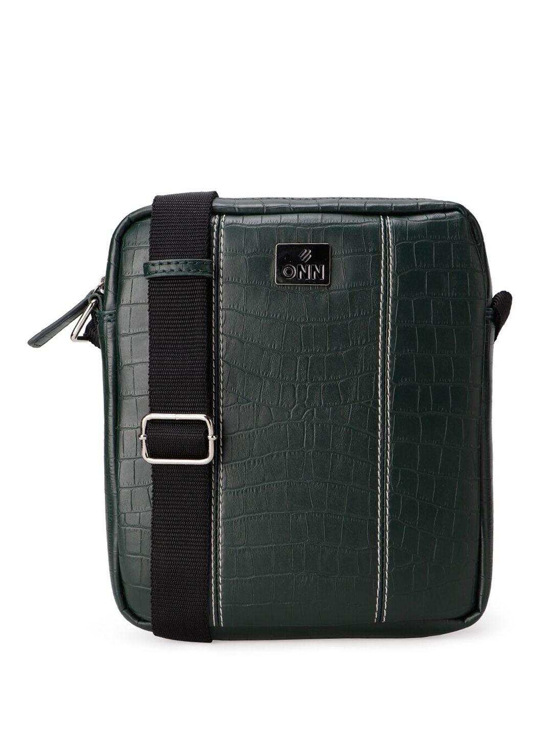 onn men textured messenger bag