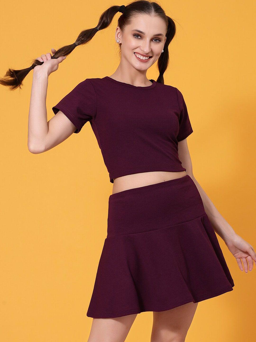 oomph! round neck top with skirt