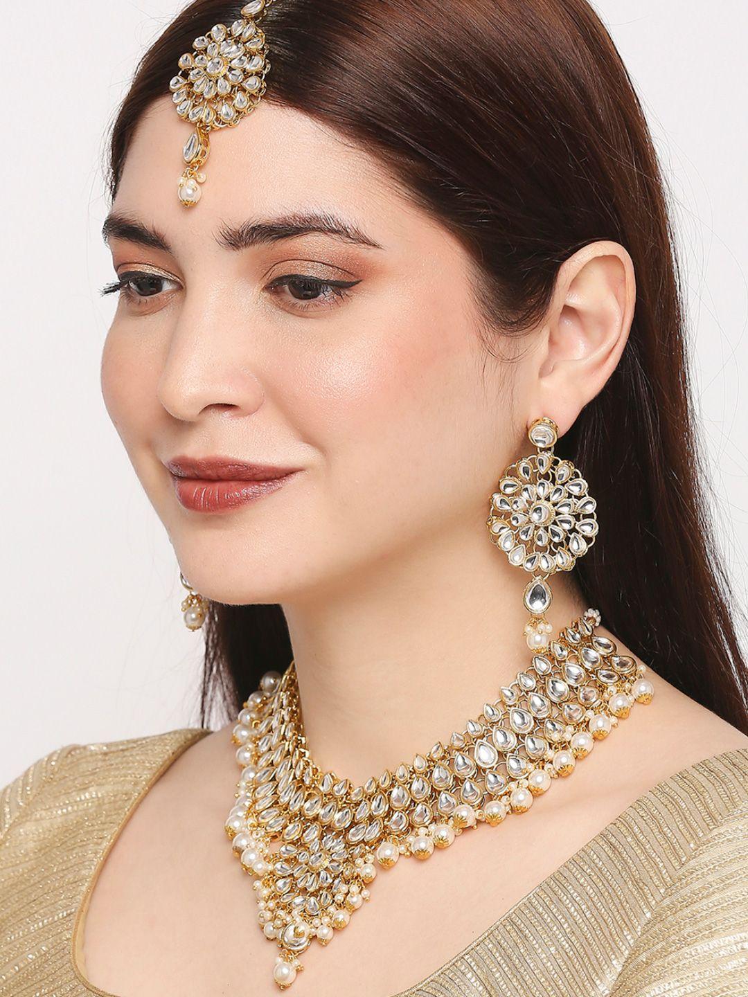 oomph gold-toned & white kundan-studded & beaded jadau jewellery set