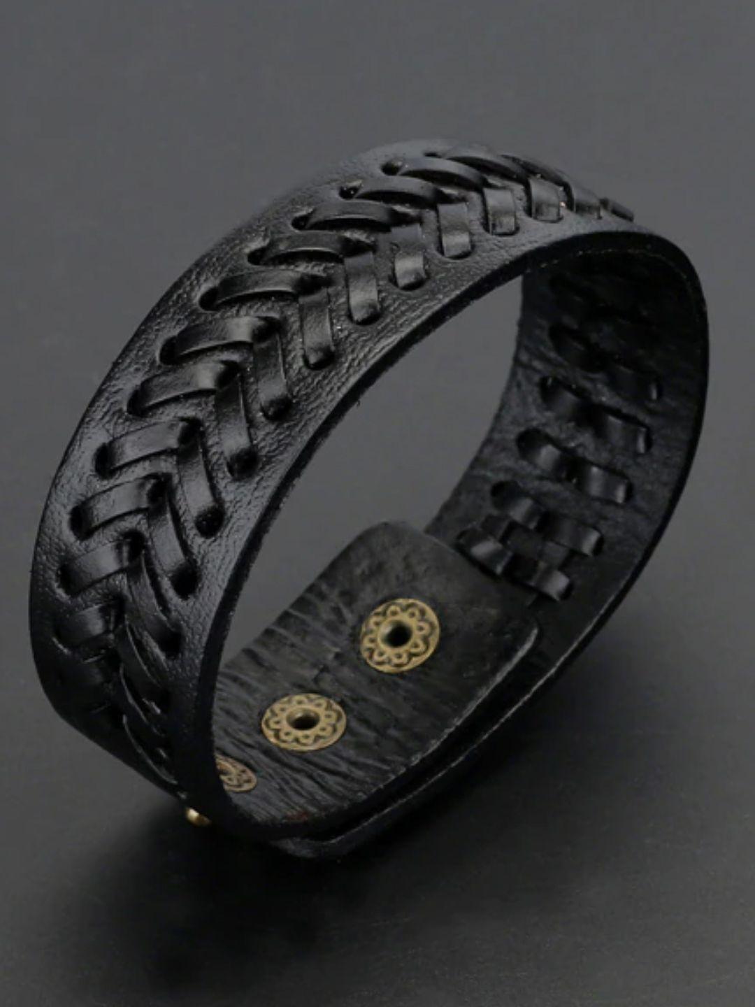 oomph men black leather wraparound bracelet