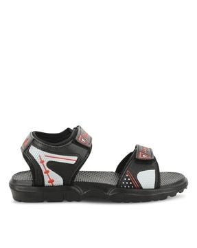 open-toe slip-on sandals with velcro fastening