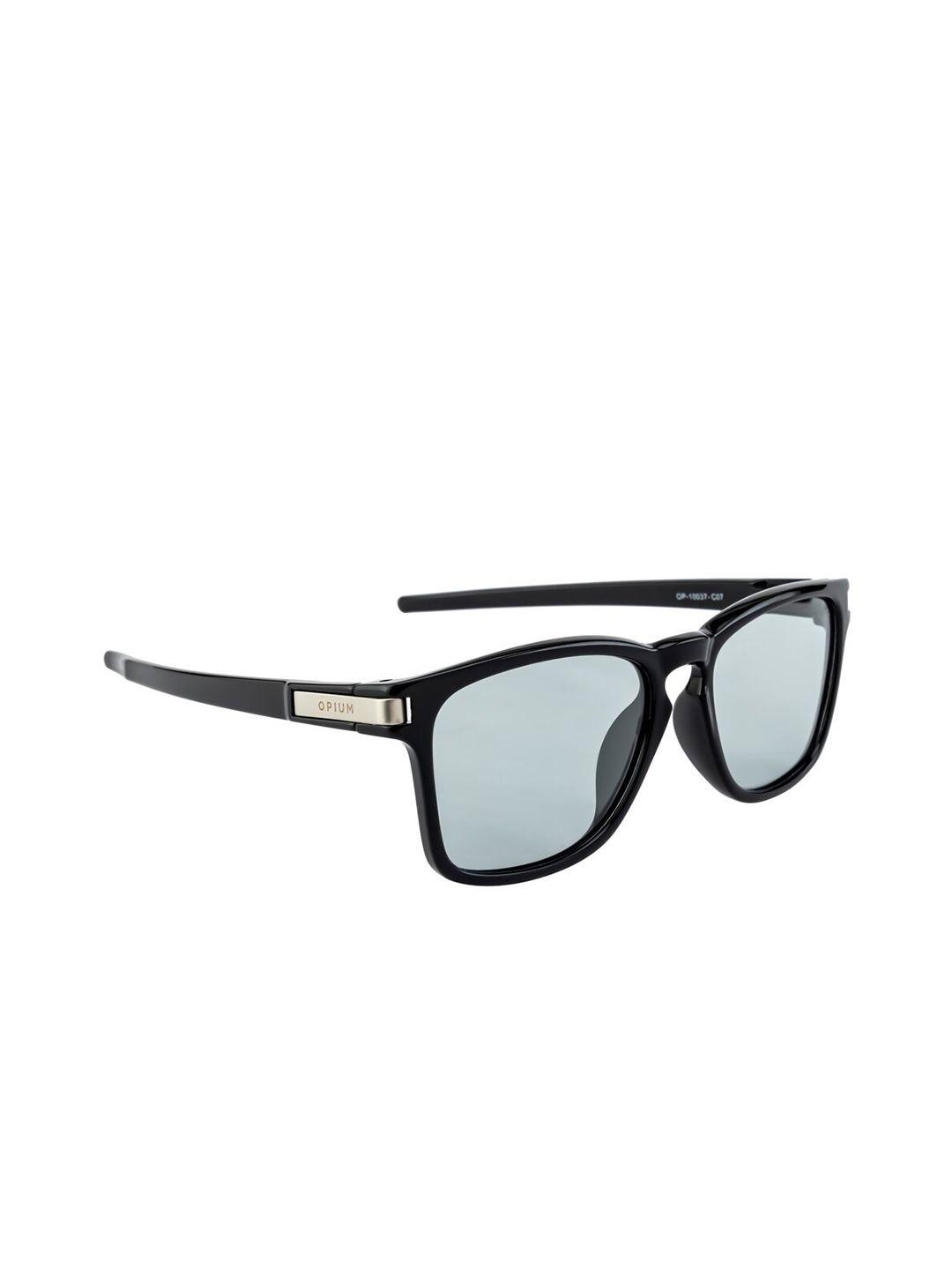 opium men grey lens & black wayfarer sunglasses with polarised and uv protected lens