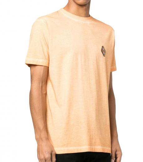 orange logo patch t-shirt
