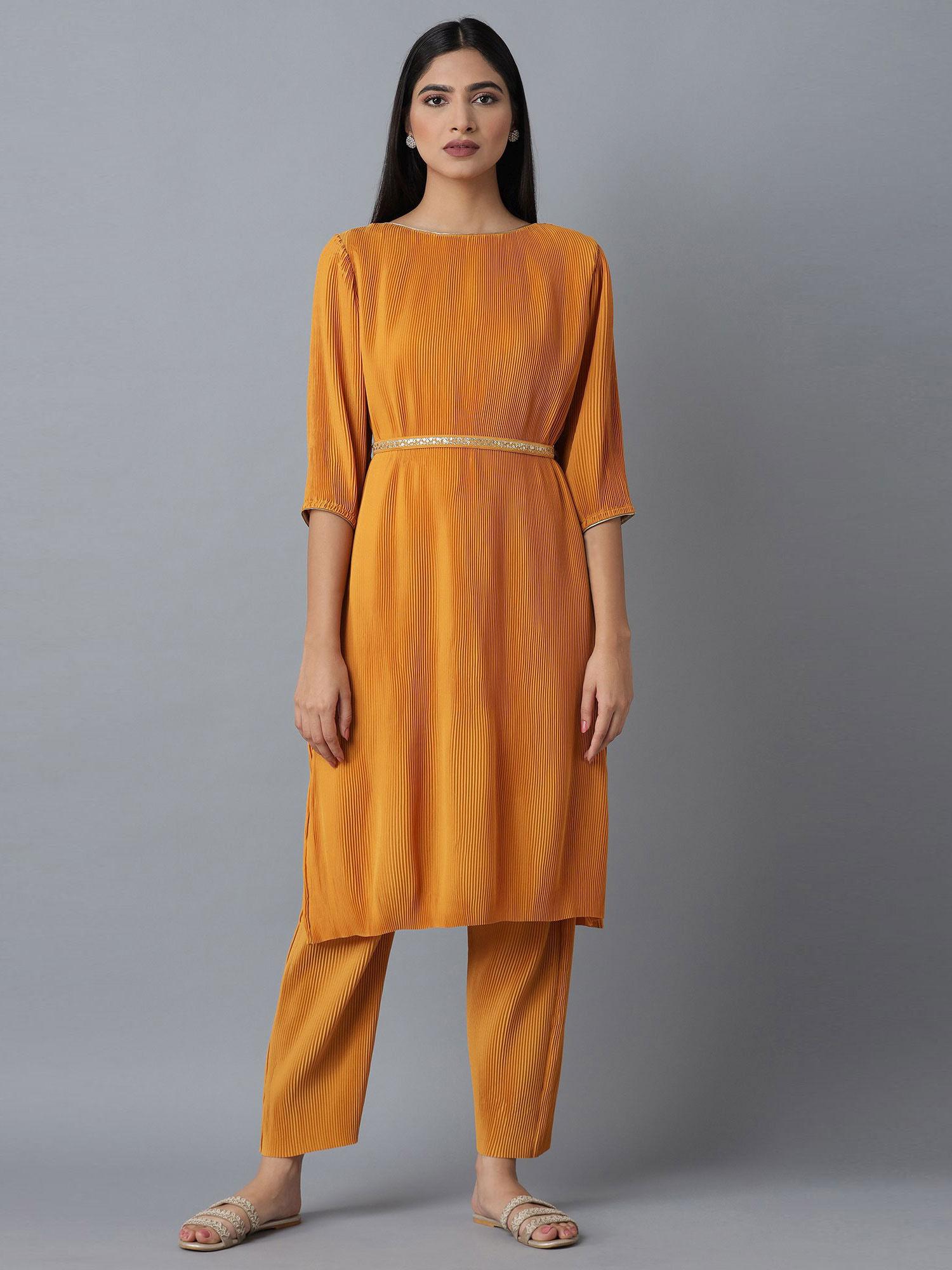 orange pleated kurta-slim pants set (set of 2)