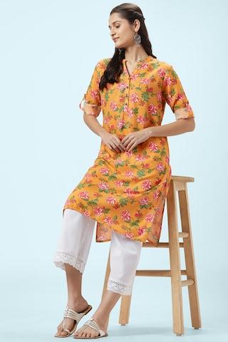 orange print casual mandarin 3/4th sleeves knee length women regular fit kurta