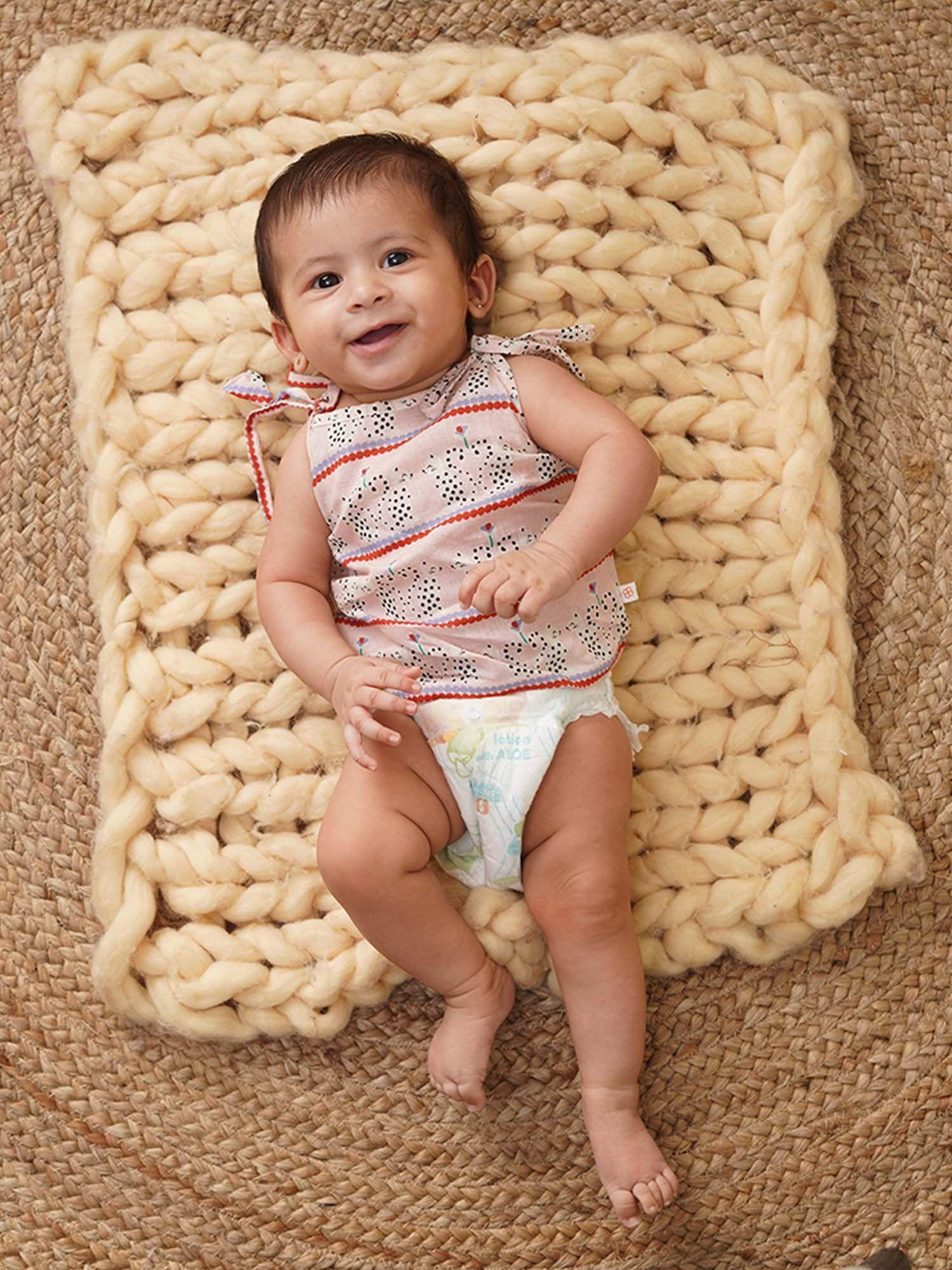 organic cotton sleeveless muslin jhabla for babies (pack of 2)