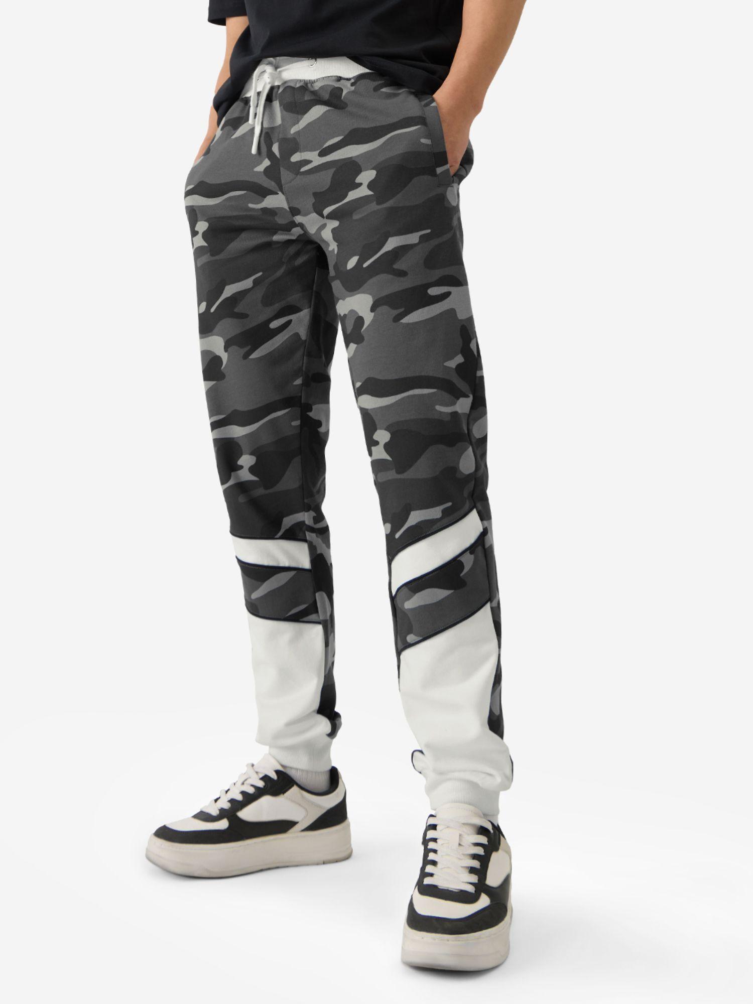 originals: camo central men joggers