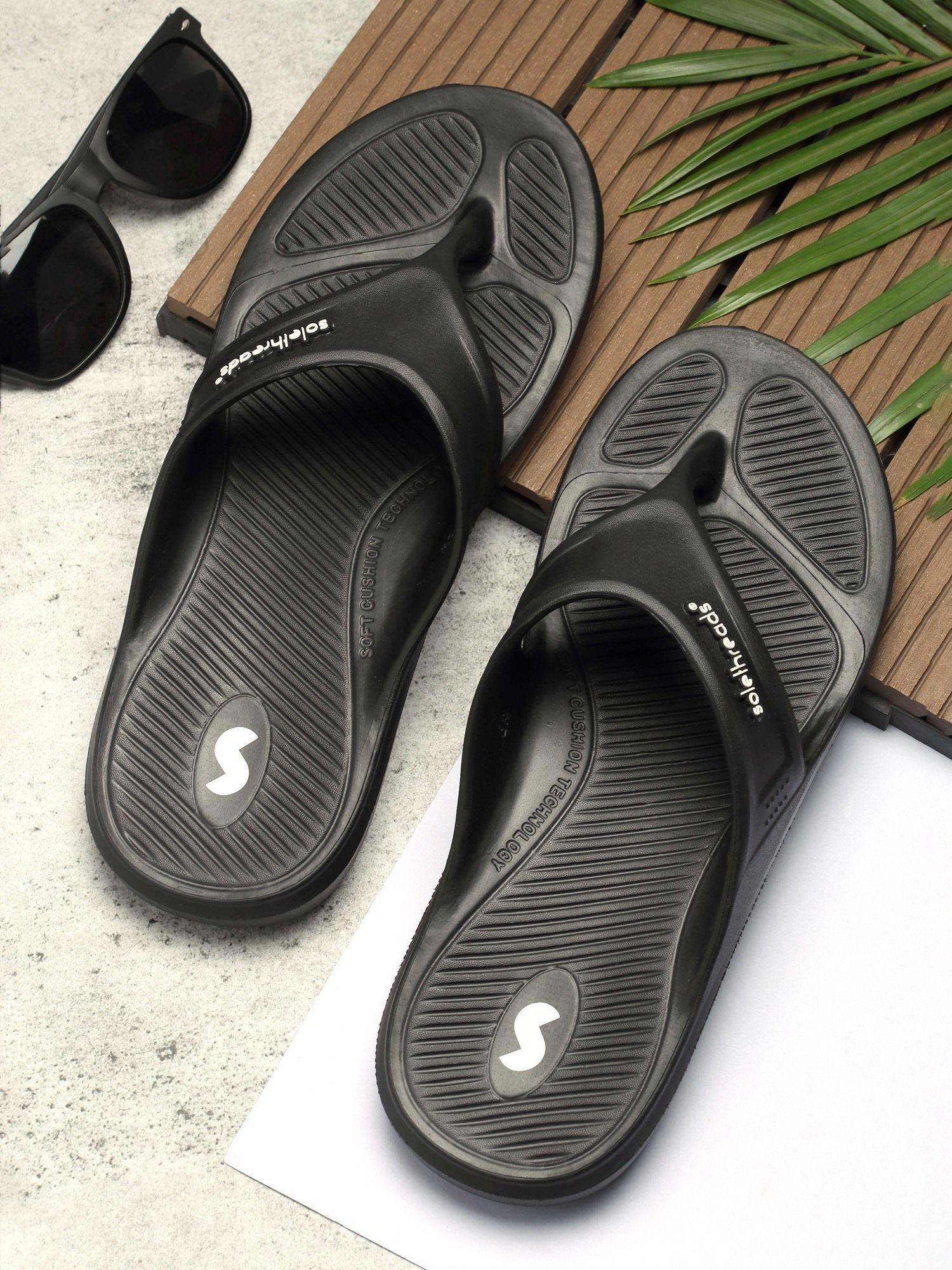 ortho lite men black solid flip flop